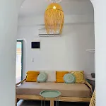 Kastrouna, With Private Heated Jacuzzi Сими