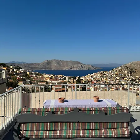 Kastrouna, With Private Heated Jacuzzi דירה סימי