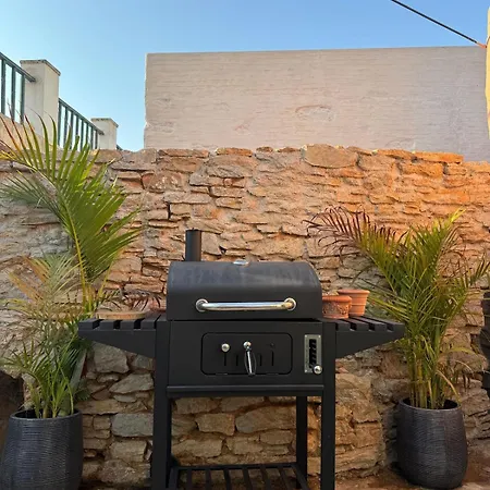 דירה Kastrouna, With Private Heated Jacuzzi