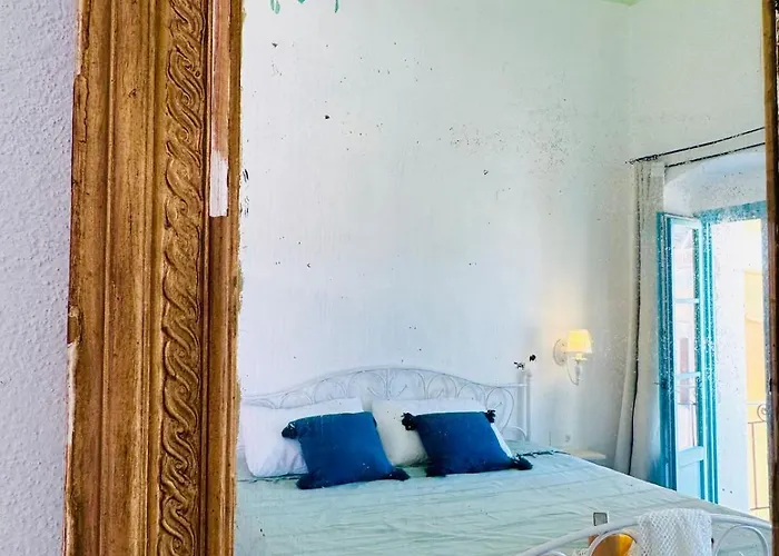 Kastrouna, With Private Heated Jacuzzi Σύμη