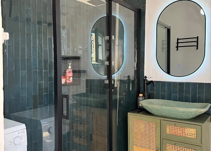 شقة Kastrouna, With Private Heated Jacuzzi سيمي